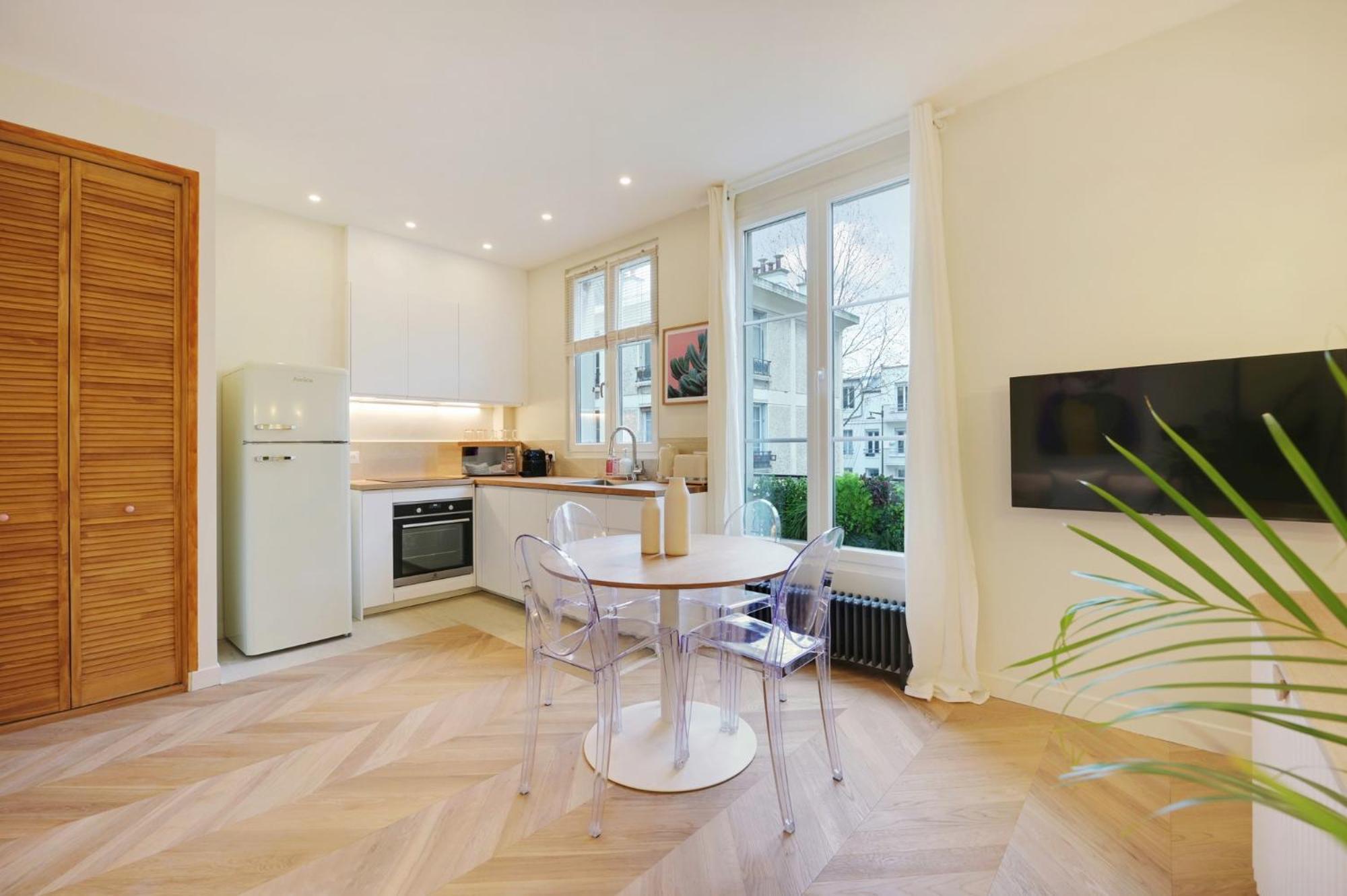 Comfy Suite By Les Maisons De Charloc Homes Boulogne-Billancourt Exteriör bild